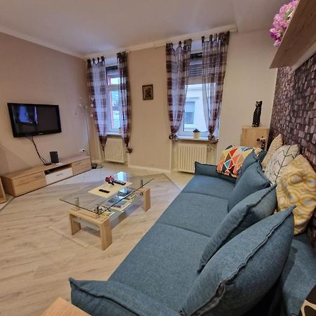 Mozart27 - Ferienwohnung Pirmasens Buitenkant foto