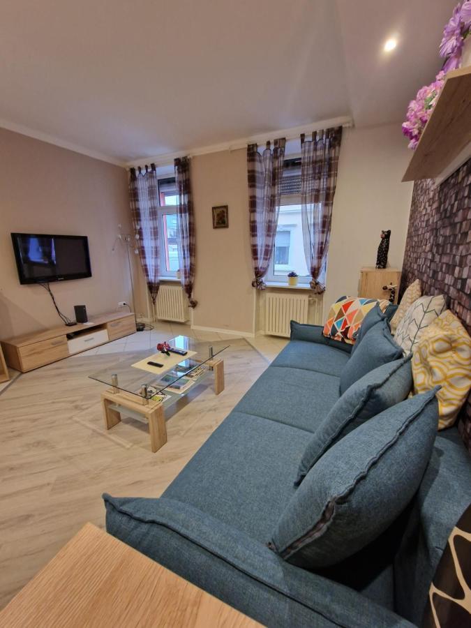 Mozart27 - Ferienwohnung Pirmasens Buitenkant foto